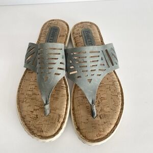 Born Eliora Women's‎ 6 Leather Slip On Thong Flip Flop Sandals Cutout Sage Gray